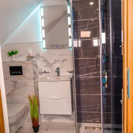 아파트 Dusznickie Julia *