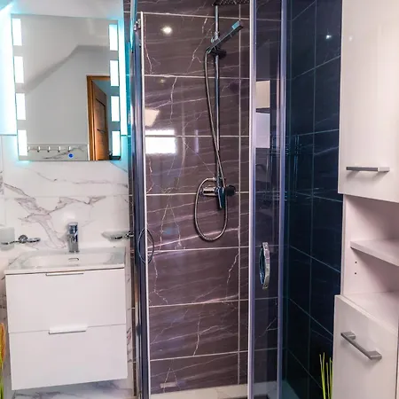 Dusznickie Julia 아파트